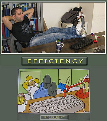 Hard working dinking bird